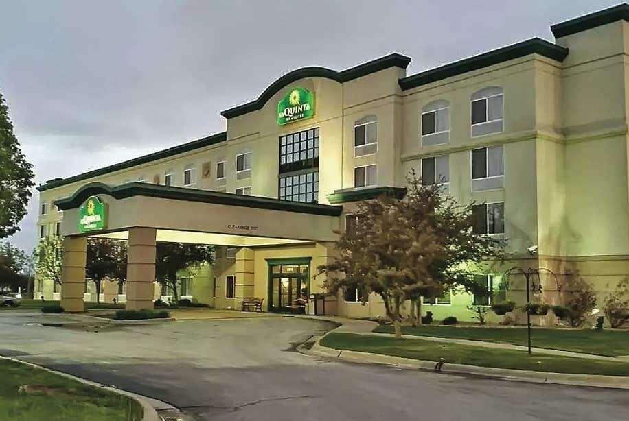 La Quinta By Wyndham Omaha Airport Downtown Hotel Carter Lake Exterior photo
